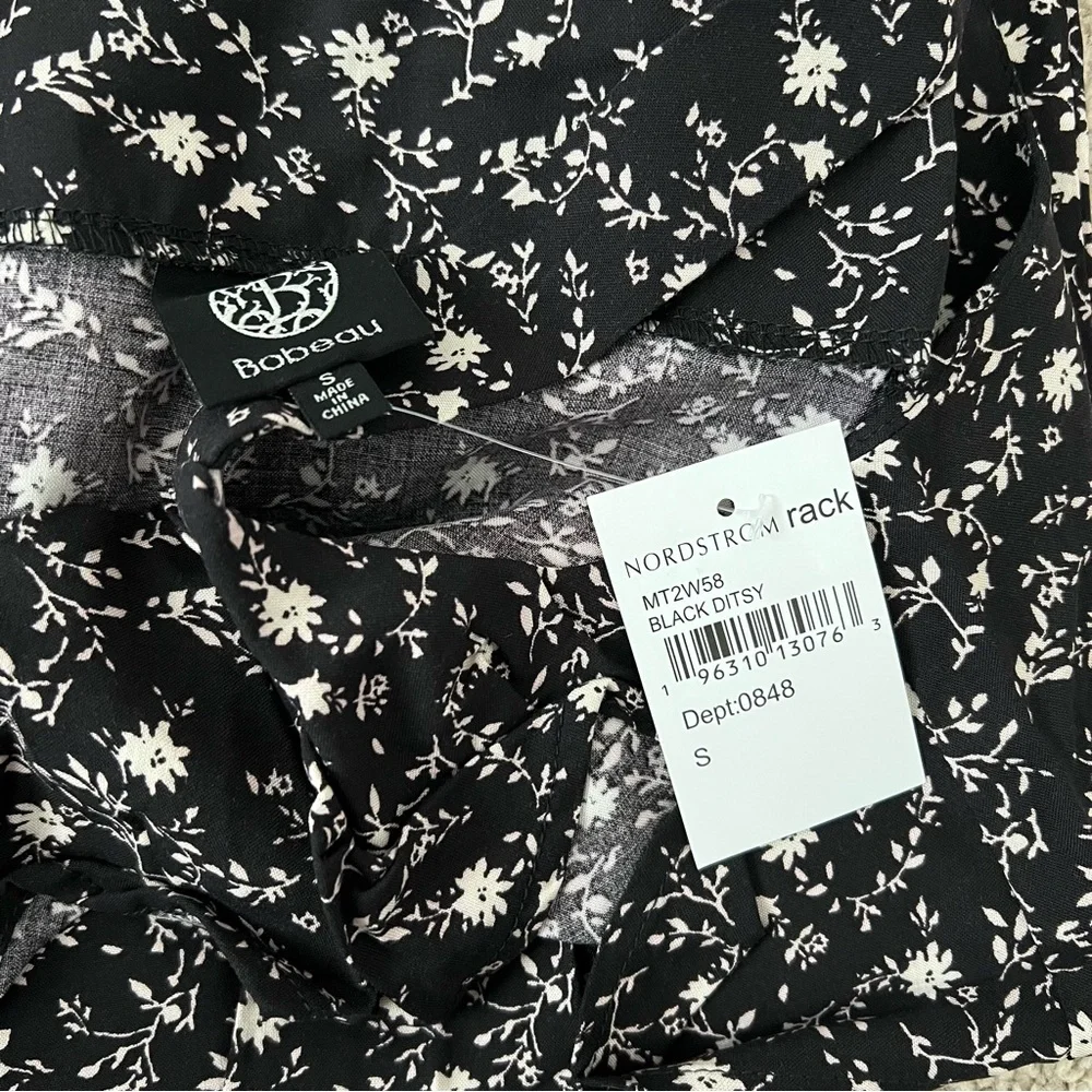 💗BOBEAU Front Tie Ruffle Button Tank - Picture 11 of 11
